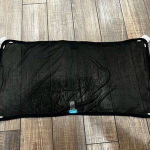 Munchkin Brica Magnetic Stretch to Fit Sun Shade